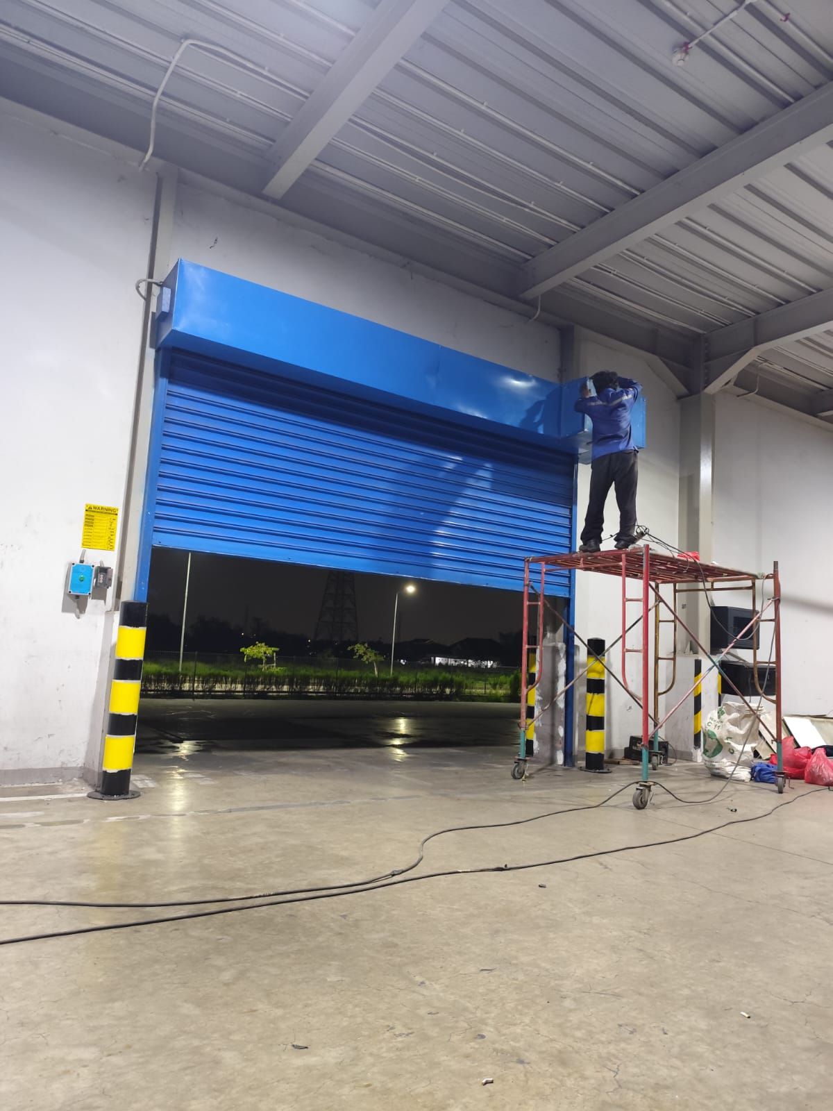 Garasi Rolling Door Minimalis